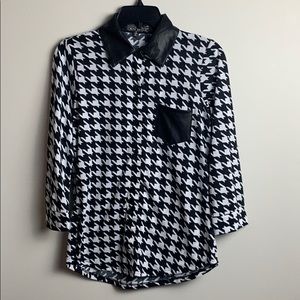 Almost Famous black/white top 🧡